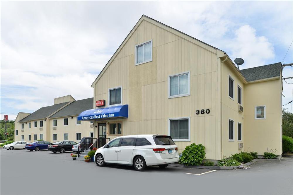 Americas Best Value Inn New London Mystic Exteriör bild